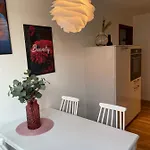 Apartment Cityapartments Schanze 17 Im Zentrum Von Friedrichshafen